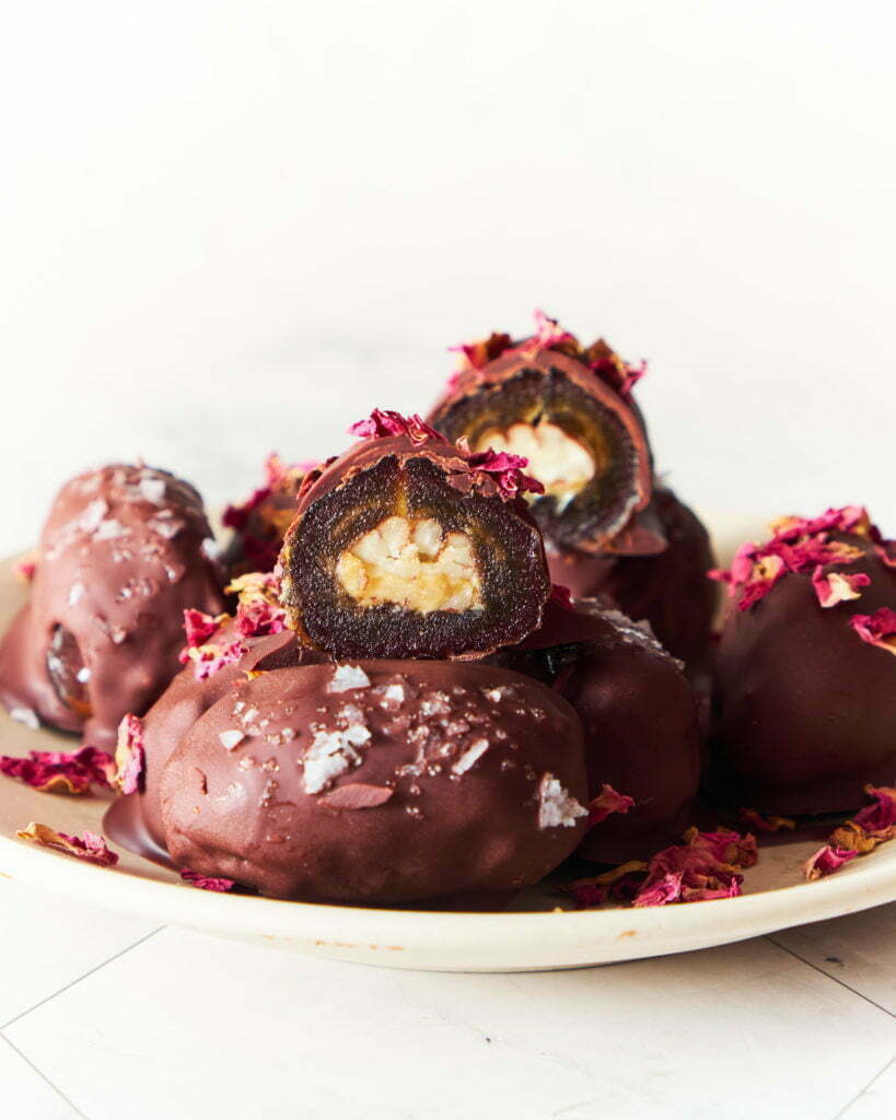 Pecan Chocolate Dates CRAZY Delicious, 4 Ingredient Bites